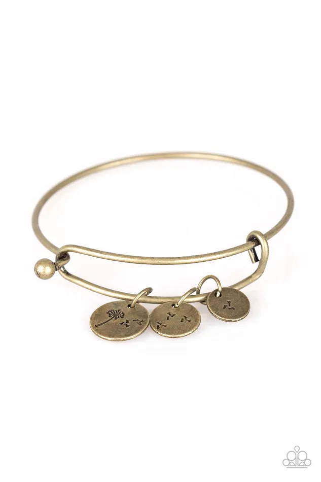 Bracelets Paparazzi Accessories Dreamy Dandelions Brass Floral Dandelion Disdc Bangle Bracelet Paparazzi Bracelets Paparazzi Accessories Dreamy Dandelions Brass Floral Dandelion Disdc Bangle Bracelet Paparazzi