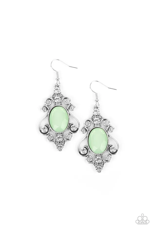 Earrings Tour de Fairytale Green Gem Silver Earrings Paparazzi Paparazzi Accessories