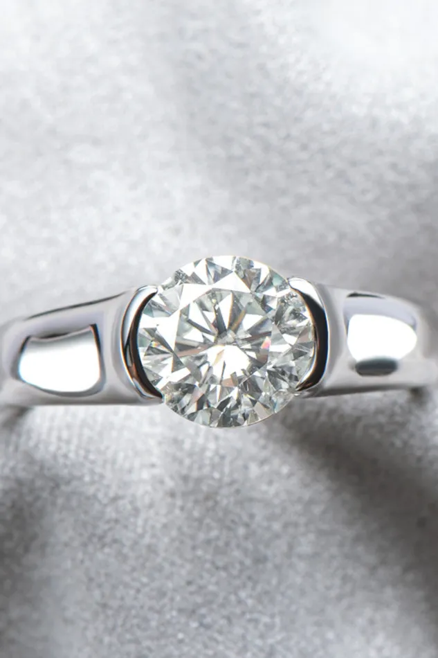 Looking Good 2 Carat Moissanite PlatinumPlated Ring Trendsi Rings