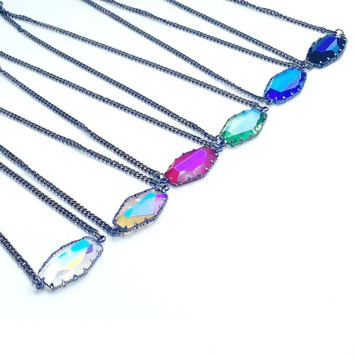 Necklaces Fashion Flare Boutique Melania Clara Geometrical Shaped Crystal Pendant Necklace