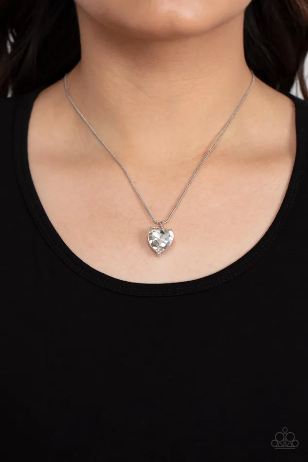 Necklaces Paparazzi Accessories Smitten with Style White Heart Gem Silver Necklace Paparazzi
