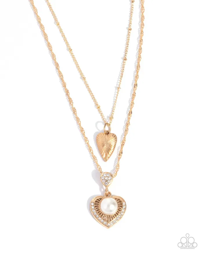 Paparazzi Accessories Necklaces Abstract Affection Gold Heart White Pearl Layered Short Necklace Paparazzi