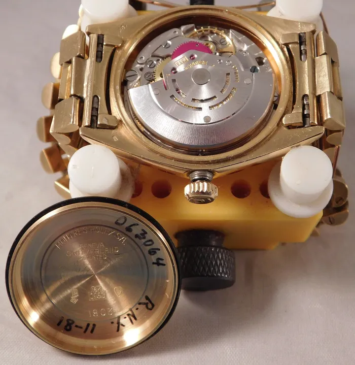 Rolex PreStyled Sets Rolex President DayDate 18k Solid Gold Ref 1803 Vintage 1973 Mens Watch36mm